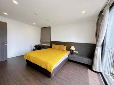 Căn hộ Deluxe hai phòng ngủ có ban công — Paradise Home 11 To Ngoc Van - Westlake